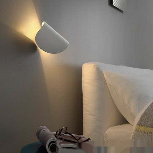 Modern rotating art bedside wall lamp for bedroom study and exhibition hall lighting
